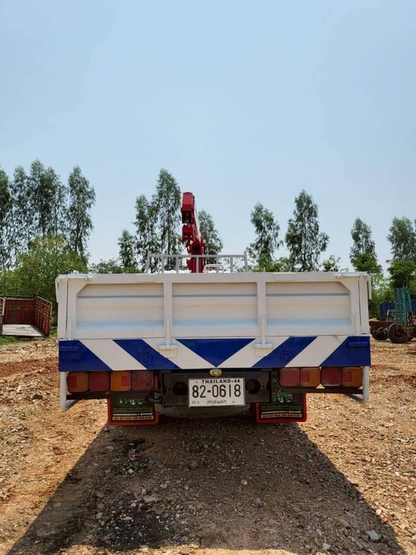 HINO FF 195แรงม้า รถบรรทุก 6ล้อ กระบะเหล็กติดเครน ปี1996