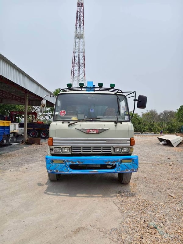 HINO FD168 202แรงม้า รถบรรทุก 6ล้อ กระบะเหล็กติดเครน ปี1997