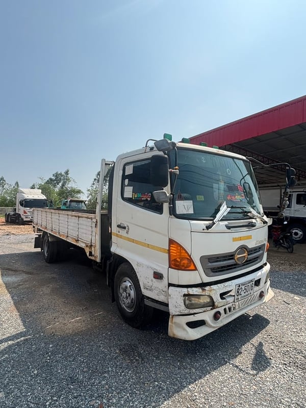 HINO FC 144แรงม้า รถบรรทุก 6ล้อ กระบะเหล็ก ปี2007