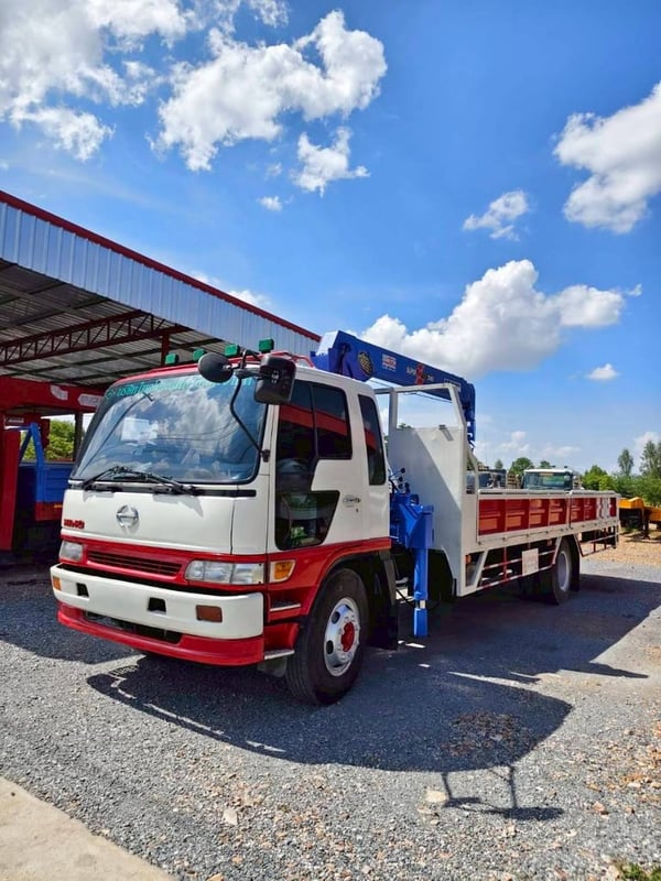 HINO FF 210แรงม้า รถบรรทุก 6ล้อ กระบะเหล็กติดเครน ปี2000