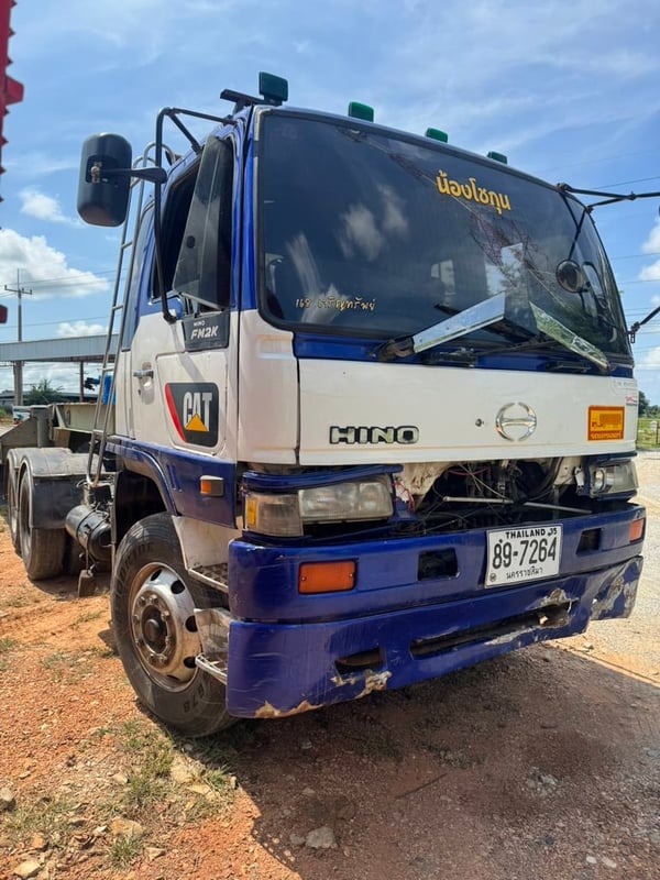 HINO FM 260แรงม้า รถบรรทุก 10ล้อ หัวลาก เฉพาะหัว ปี2002