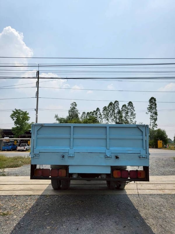 HINO FF 168แรงม้า รถบรรทุก 6ล้อ กระบะเหล็ก ปี2003