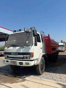 ISUZU ร็อกกี้ รถน้ำ