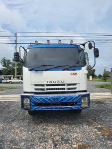 ISUZU FVM 246แรงม้า รถบรรทุก 10ล้อ พื้นเรียบ ปี2012