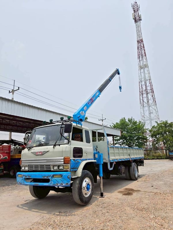 HINO FD168 202แรงม้า รถบรรทุก 6ล้อ กระบะเหล็กติดเครน ปี1997