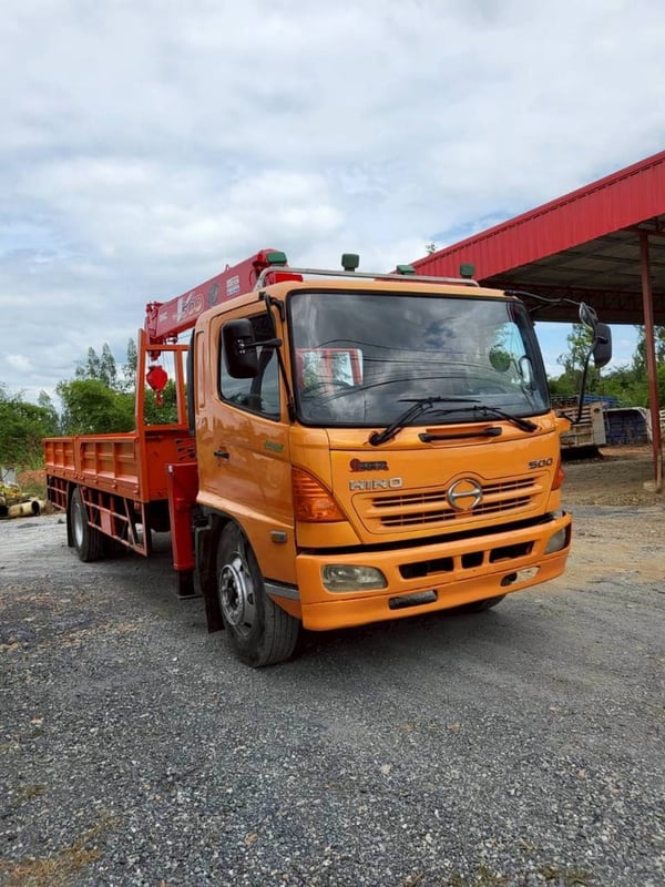 HINO FG 212แรงม้า รถบรรทุก 6ล้อ กระบะเหล็ก ปี2006