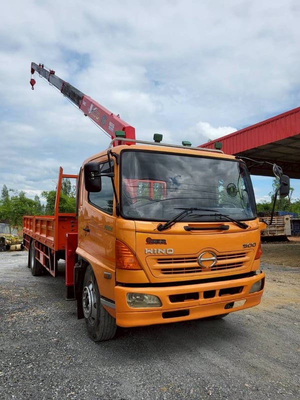 HINO FG 212แรงม้า รถบรรทุก 6ล้อ กระบะเหล็ก ปี2006