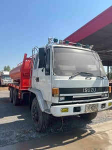 ISUZU ร็อกกี้ รถน้ำ