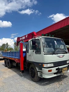 HINO FF 195แรงม้า รถบรรทุก 6ล้อ กระบะเหล็กติดเครน ปี2004