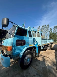 HINO FD168 202แรงม้า รถบรรทุก 6ล้อ กระบะเหล็กติดเครน ปี1997