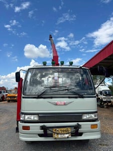 HINO FF 195แรงม้า รถบรรทุก 6ล้อ กระบะเหล็กติดเครน ปี2004