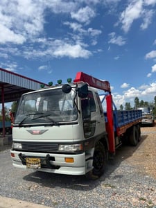 HINO FF 195แรงม้า รถบรรทุก 6ล้อ กระบะเหล็กติดเครน ปี2004