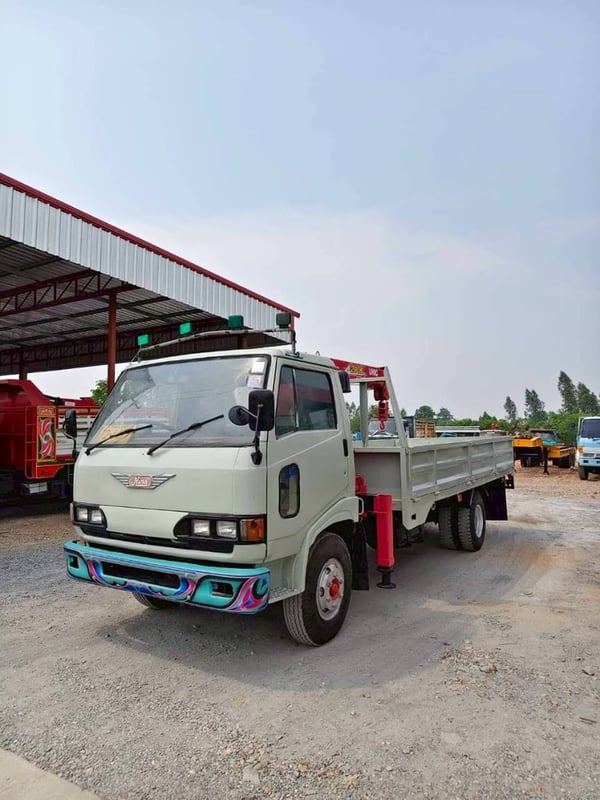 HINO KM779 117แรงม้า รถบรรทุก 6ล้อ กระบะเหล็กติดเครน ปี1999