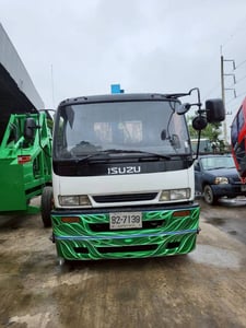 ISUZU FTR 240แรงม้า รถบรรทุก 6ล้อ กระบะเหล็ก ปี2003
