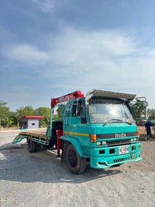 ISUZU FRR 175แรงม้า รถบรรทุก 6ล้อ กระบะเหล็กติดเครน ปี1995 ISUZU FRR 175แรงม้า รถบรรทุก 6ล้อ กระบะเหล็กติดเครน ปี1995