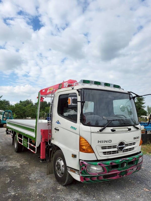 HINO FC 145แรงม้า รถบรรทุก 6ล้อ กระบะเหล็ก ปี2015