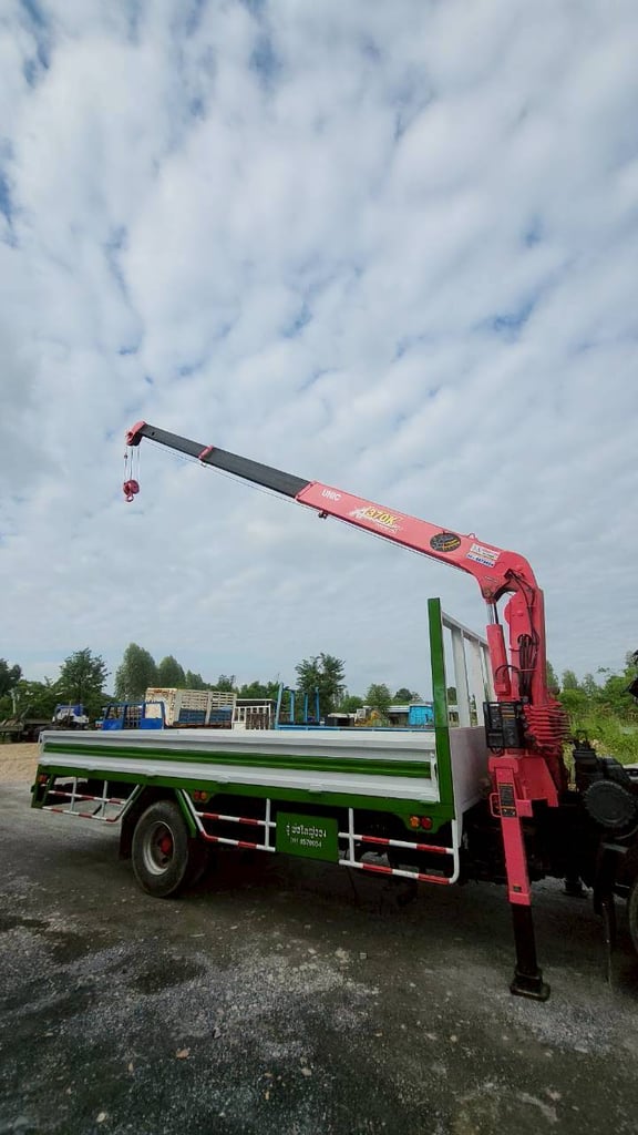 HINO FC 145แรงม้า รถบรรทุก 6ล้อ กระบะเหล็ก ปี2015 HINO FC 145แรงม้า รถบรรทุก 6ล้อ กระบะเหล็ก ปี2015