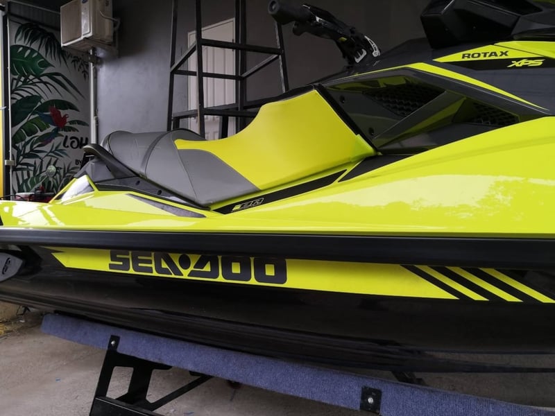 SEADOO RXP-X 300 เรือออกปี 2020  สภาพไหม่   >>ออก0 ป้ายเเดง ..<<
