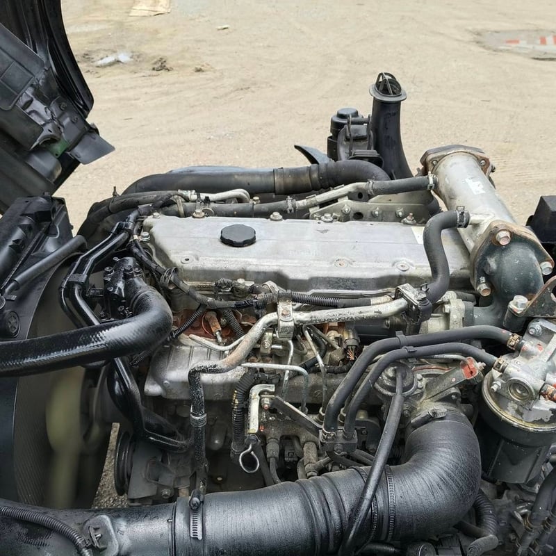 ISUZU NPR 150แรงม้า รถบรรทุก 6ล้อ ดั้มพ์ ปี2015