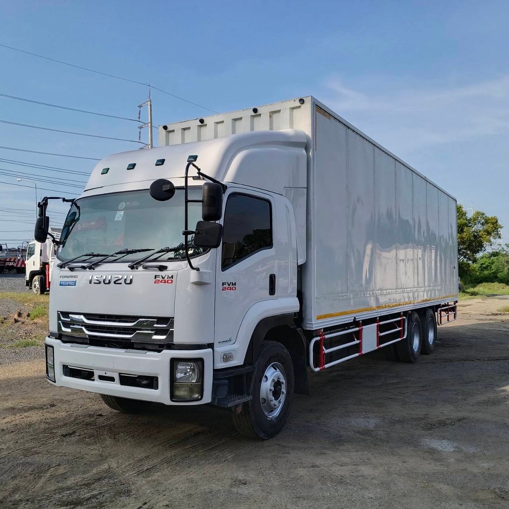 ขายรถ10ล้ออีซูซุตู้ยาว9.80ม ขายรถ10ล้ออีซูซุตู้ยาว9.80ม