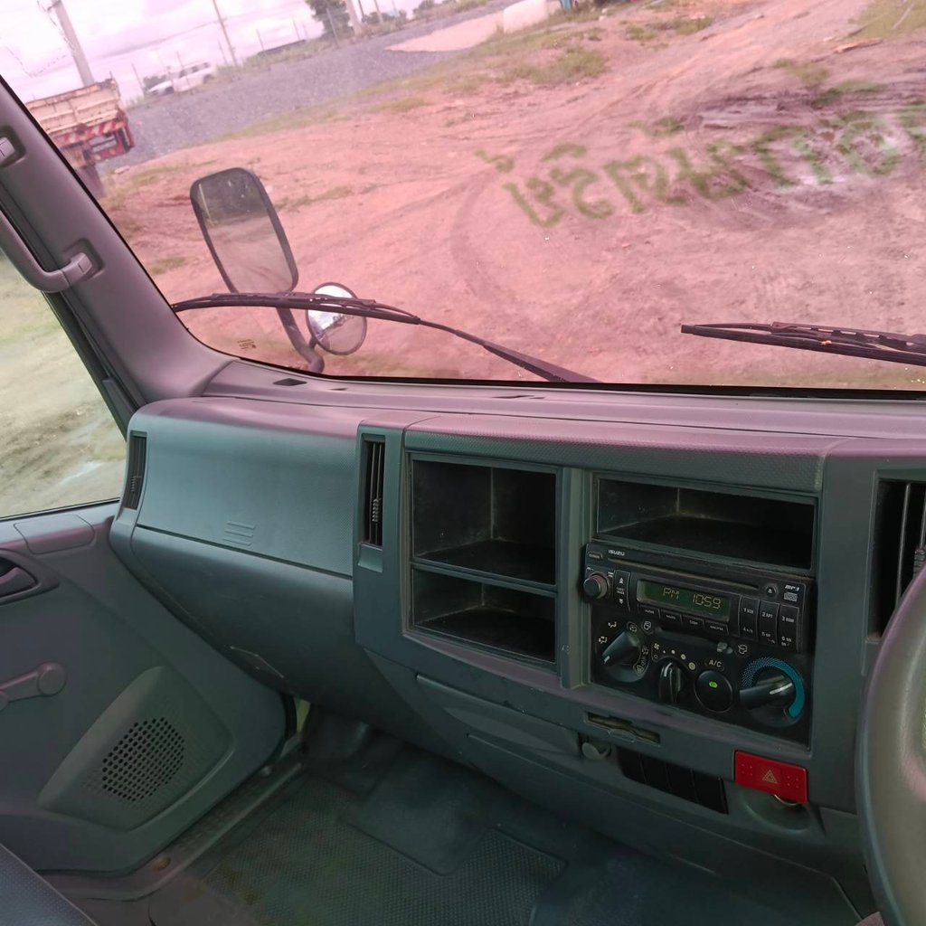 ขายรถ6ล้อดั้มพ์อีซูซุ