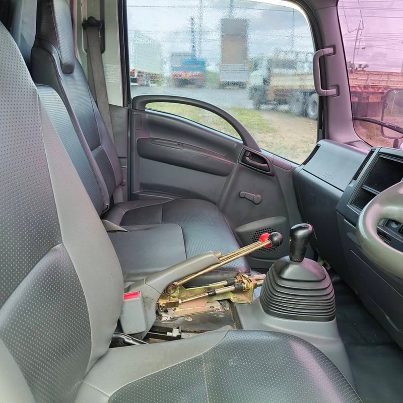 ISUZU NPR 150แรงม้า รถบรรทุก 6ล้อ ดั้มพ์ ปี2015