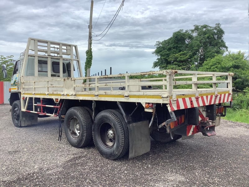 N352 ISUZU Rocky นางฟ้า 240 แรง สองเพลา มีระบบลากจูง N352 ISUZU Rocky นางฟ้า 240 แรง สองเพลา มีระบบลากจูง