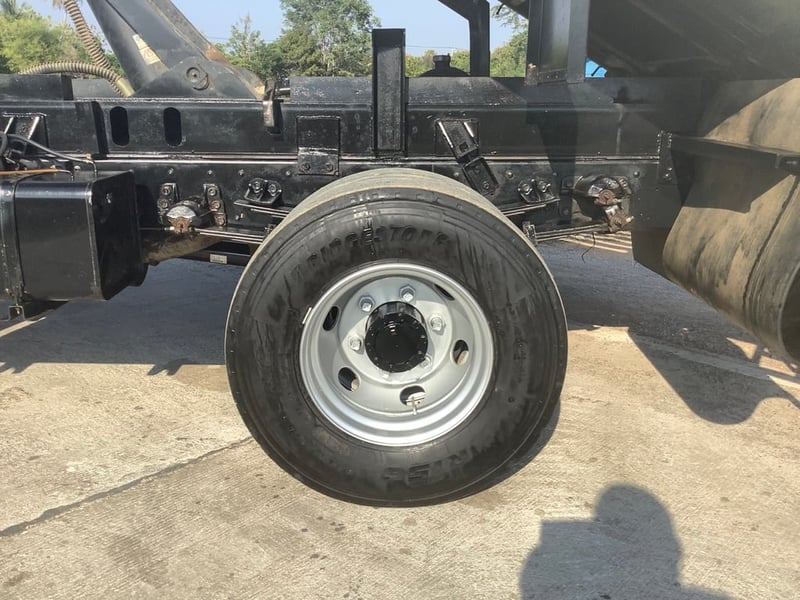 ISUZU FRR 190แรงม้า รถบรรทุก 6ล้อ ดั้มพ์ ปี2016 ราคา 720,000 บาท โทร 0839946814 น็อต ISUZU FRR 190แรงม้า รถบรรทุก 6ล้อ ดั้มพ์ ปี2016 ราคา 720,000 บาท โทร 0839946814 น็อต