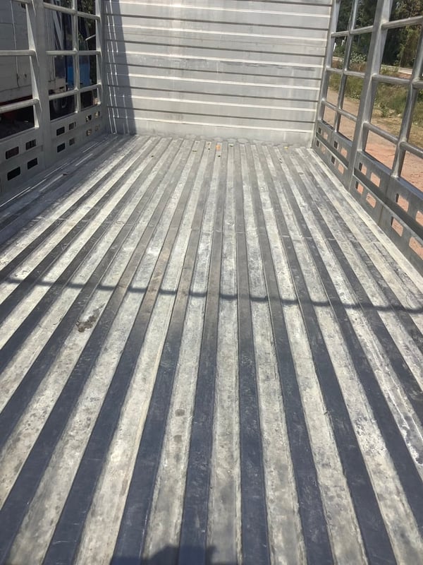 ISUZU FRR 210แรงม้า รถบรรทุก 6ล้อ กระบะคอกสูง ปี2017