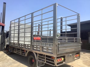 ISUZU FRR 210แรงม้า รถบรรทุก 6ล้อ กระบะคอกสูง ปี2017