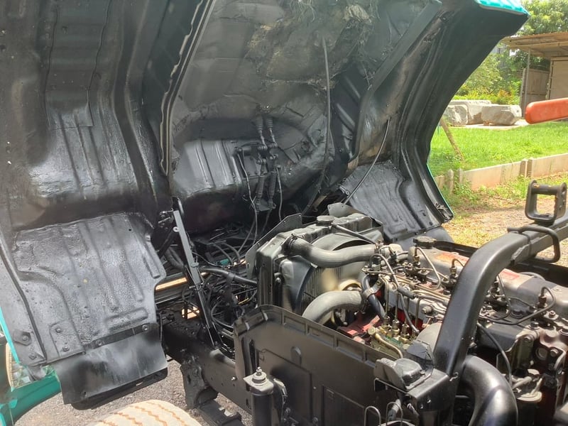  N291 Hino 6 ล้อ รถน้ำ FC 120 แรง ซุปเปอร์เซียร์ ปี 39 ถังน้ำต่อใหม่ หนา 4 มิล ระบบดูด-ดัน สเปรย์ท้าย พร้อมปืนฉีดน้ำ รถสวย พร้อมใช้ ราคา 450,000 บาท โทร 0839946814 น็อต