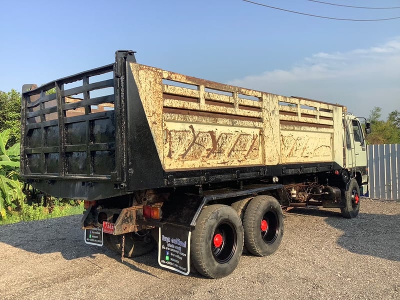 รหัส 336   HINO 10 ล้อ สองเพลา   FM3M 240 แรง  ปี38 ราคา 480,000 บาท 