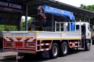 รถ10ล้อติดเครนใหม่ 8 ตัน 