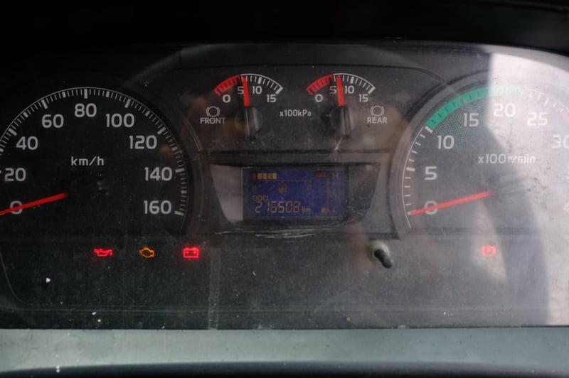 รถบรรทุกติดเครน