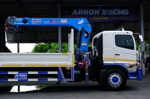 รถบรรทุกติดเครน