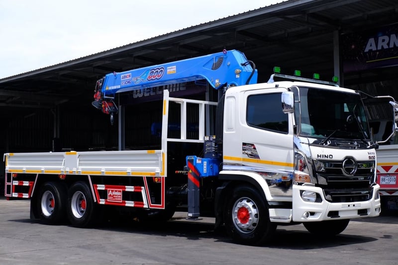 รถ10ล้อติดเครนใหม่ 8 ตัน 