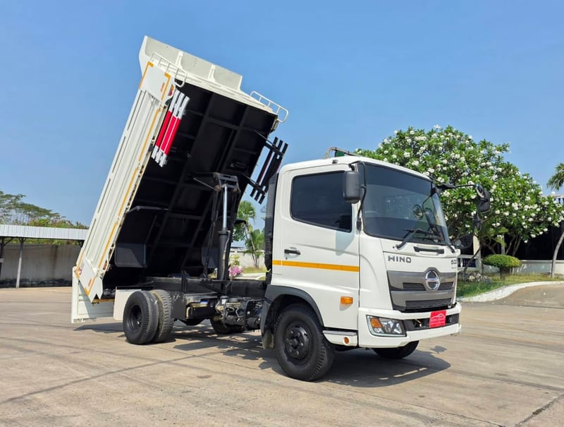 NEW HINO Fc9j 210 ไมล์ 4x,xxx ปี 2566 ยางใหม่ 6เส้น ดั้มส์ 2ไม้ รถเดิม ไม่มีอุบัติเหตุ 