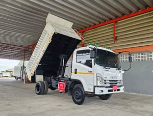 NEW FRR 210 ปี 2566 ดั้มส์ 3ไม้  รถสีเดิม ไม่มีอุบัติเหตุ 