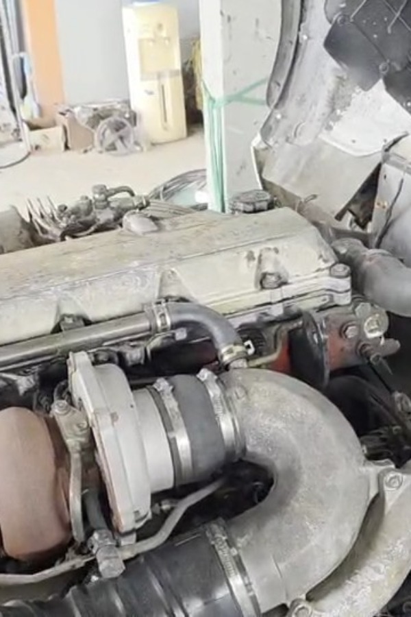Hino Mega FG 212 ปี 2547 หัว คัดซี เครื่องดี คัดซีสวย ยาว 7.20 เมตร Hino Mega FG 212 ปี 2547 หัว คัดซี เครื่องดี คัดซีสวย ยาว 7.20 เมตร