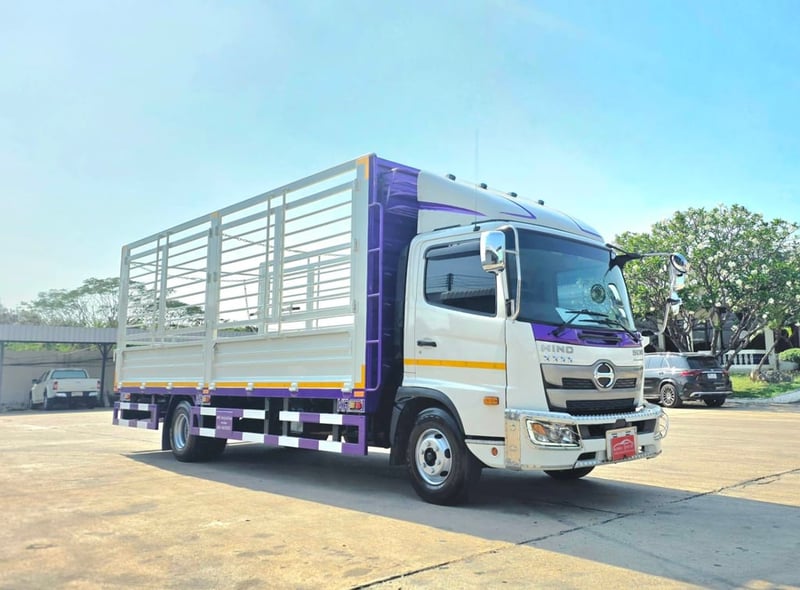 NEW Hino FC9J 210 Victor กระบะพื้นสแตนเลส ปี 2567 ยาว 6.60 เมตร เปิดข้างรอบข้าง