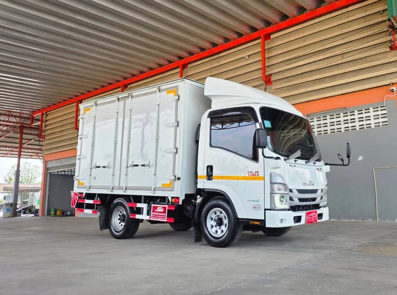 4ล้อ ป้ายเล็ก NEW NLR 130 ไมล์น้อย ตู้เปิดรอบด้าน 6 บาน 4ล้อ ป้ายเล็ก NEW NLR 130 ไมล์น้อย ตู้เปิดรอบด้าน 6 บาน