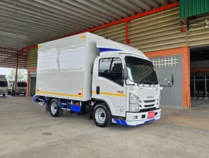 4ล้อ NLR 130 ปี 2564 ตู้ไซส์ใหญ่ สูง 2.00 ไม่ติดเวลา ป้ายเล็ก รถห้างแท้ๆ