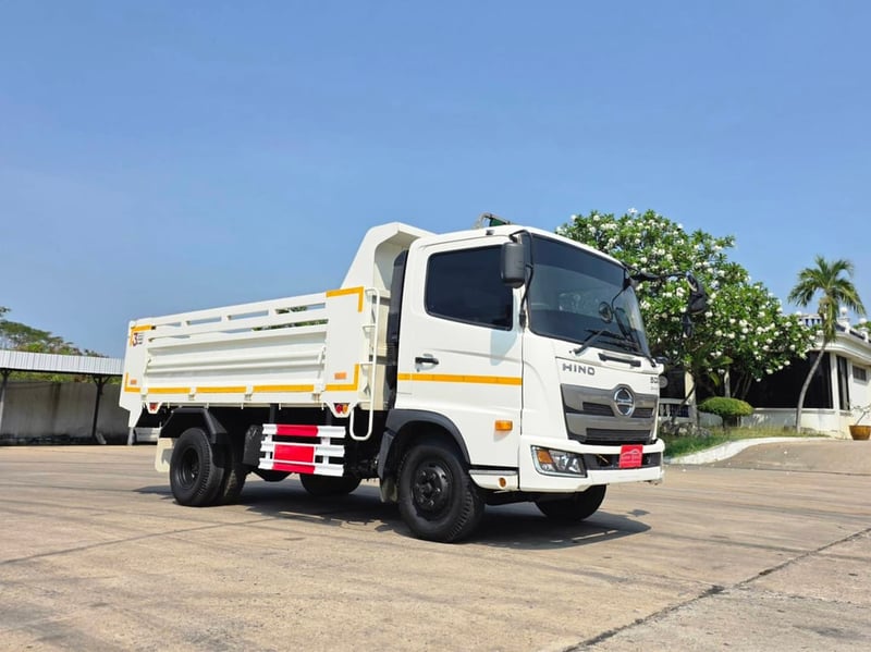 NEW HINO Fc9j 210 ไมล์ 4x,xxx ปี 2566 ยางใหม่ 6เส้น ดั้มส์ 2ไม้ รถเดิม ไม่มีอุบัติเหตุ 