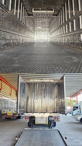 FVM 300 ตู้เบิ้ม + แอร์  Denso ตู้ยาว 7.60 ม. สวยจัดพร้อมใช้	