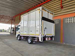 4ล้อ NLR 130 ปี 2564 ตู้ทึบ+ลิฟท้าย ไม่ติดเวลา ป้ายเล็ก รถห้างแท้ๆ