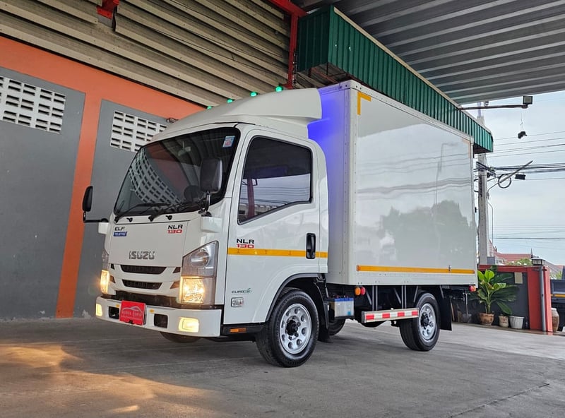 4ล้อ NLR 130 ปี 2565 ตู้ไซต์พิเศษ สูง 2.00 ไม่ติดเวลา ป้ายเล็ก รถห้างแท้ๆ