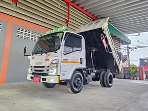 NEW NMR 130 ไมล์ 4หมื่นโล ยางใหม่  รุ่นใหม่ไฟโปรเจคเตอร์ 