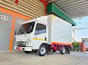 4ล้อ NLR 130 ไมล์ 9 หมื่น ปี 2566 ตู้สูง 2.10 ไม่ติดเวลา ป้ายเล็ก รถห้างแท้ๆ