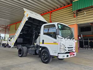 ดั้มพ์ 3คิว ปี 2565 NMR 130 ยางเต็ม6เส้น ไมล์น้อย พร้อมใช้ 