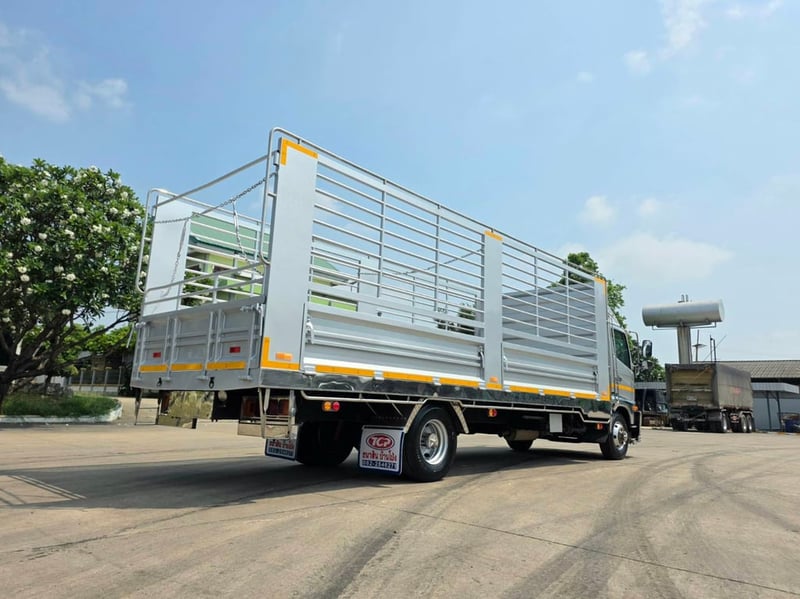 NEW FC9j 210 ปี 2567 ไมล์ 8 หมื่น กระบะเปิดข้างได้ พื้นสแตนเลส ยาว 6.60 ยางใหม่ 6 เส้น